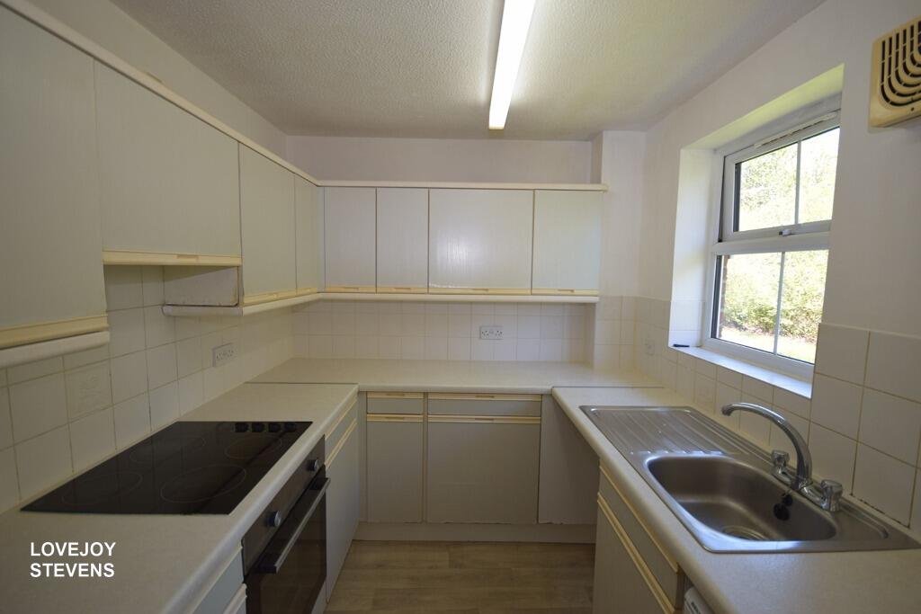 Kennet Way, Hungerford, RG17 photo 3