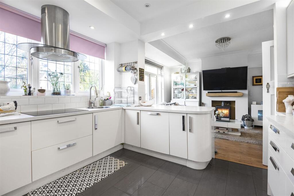House in London - View 4