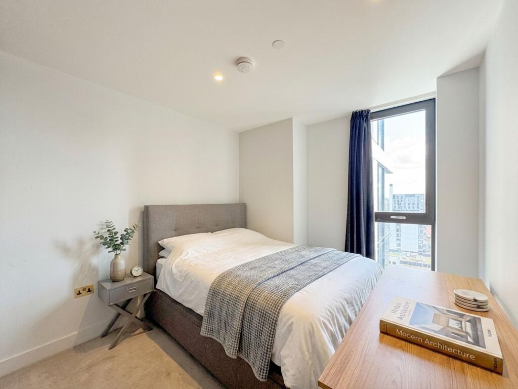 Apartment in London - View 4