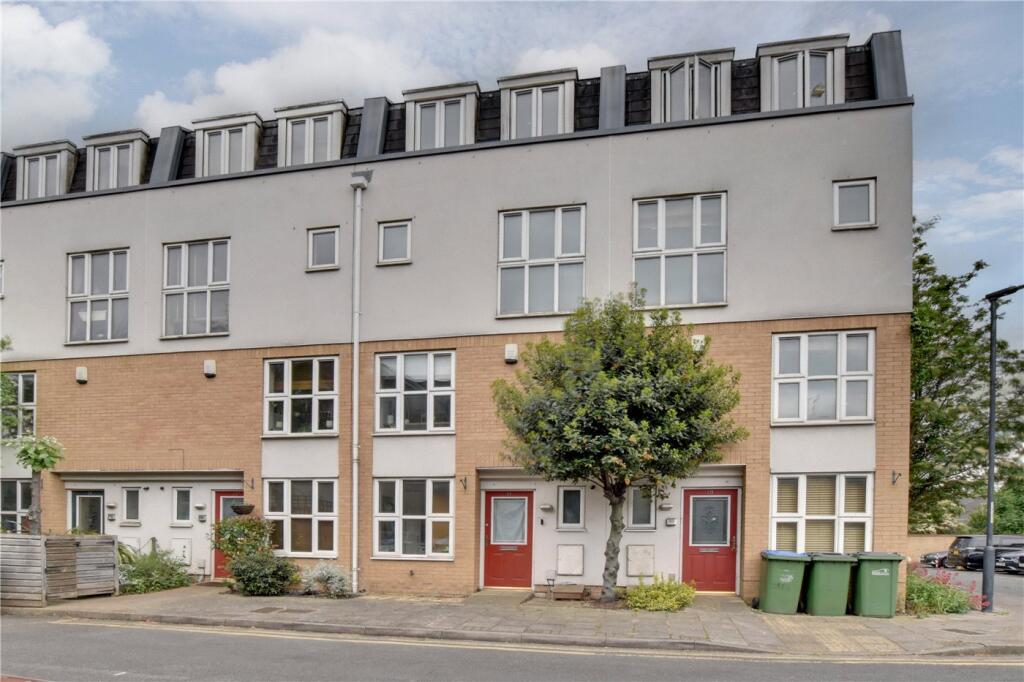 Main image of property: Franklin Place, Greenwich, London, SE13