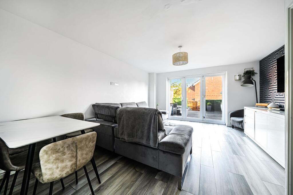 House in Rochester - View 5