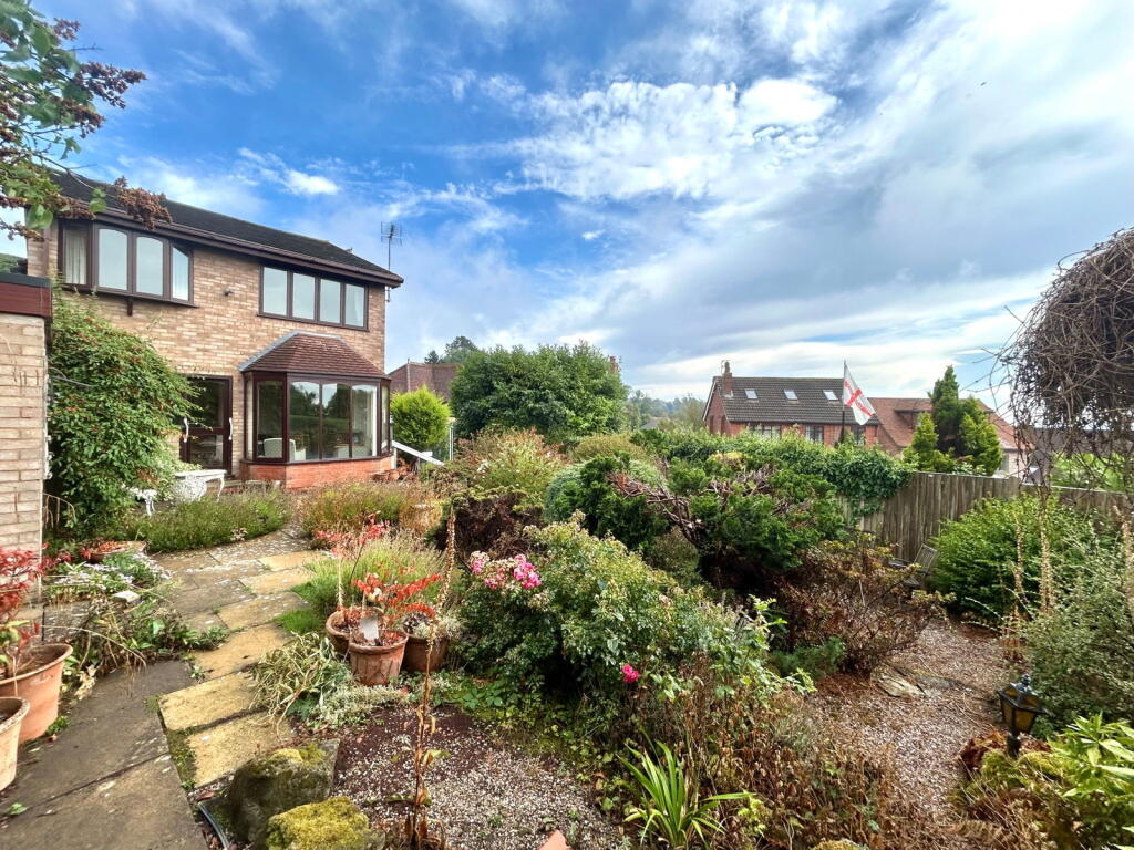House in Dudley, West Midlands - View 3