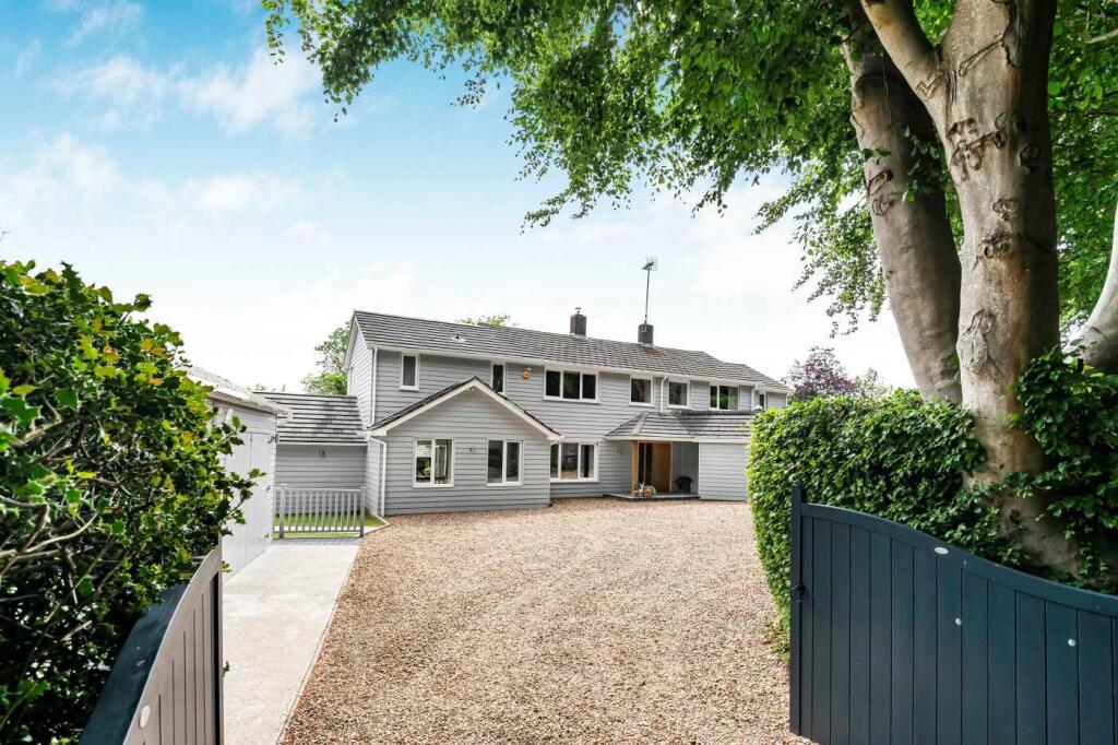 Main image of property: Kingwood Common, Kingwood, Henley-on-Thames, Oxfordshire, RG9