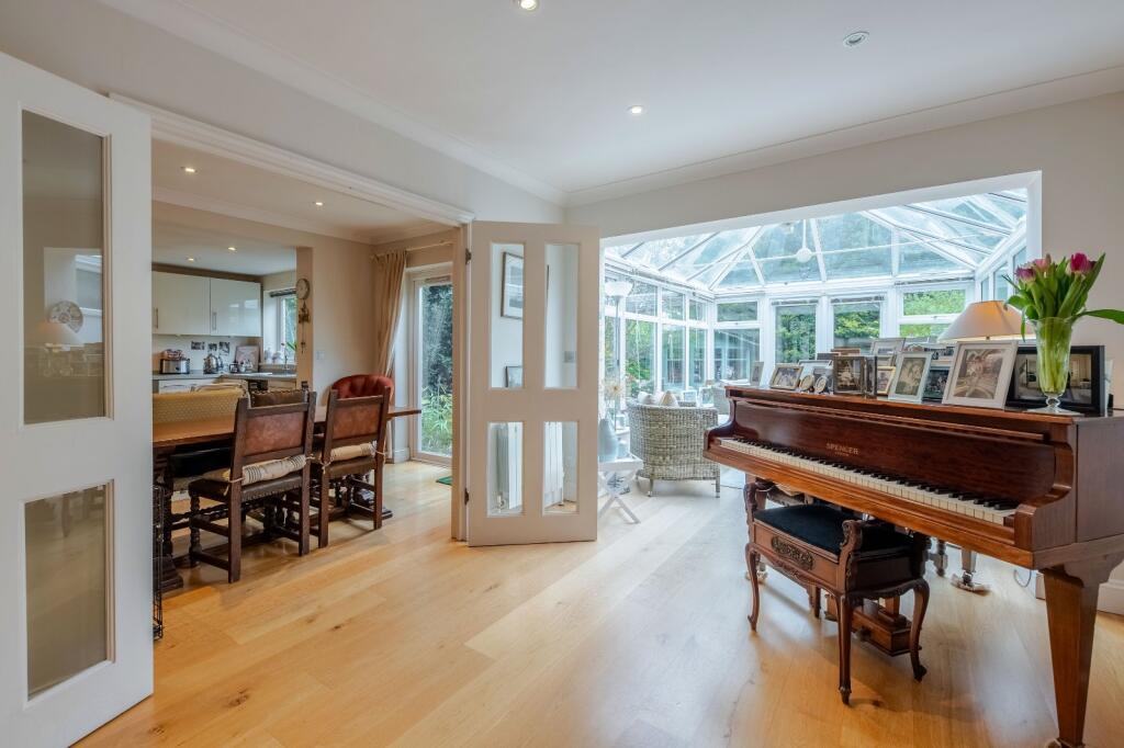 Main image of property: Hadley Grove, Barnet