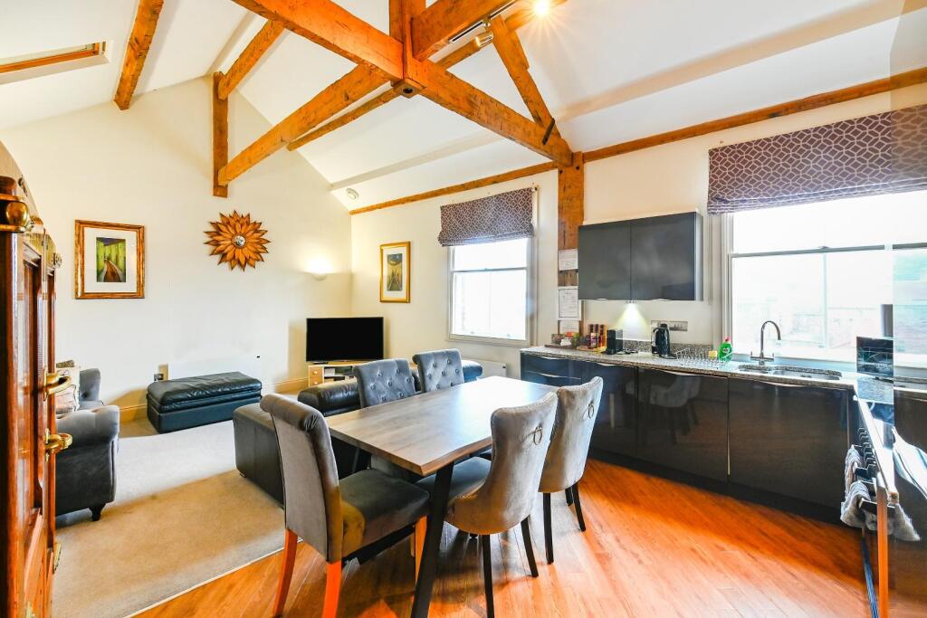Main image of property: Goodramgate, York