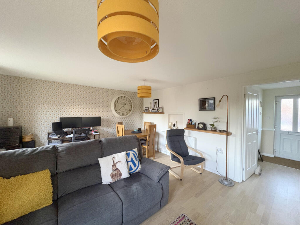 Sallis Close, Northway, Tewkesbury, GL20 photo 4
