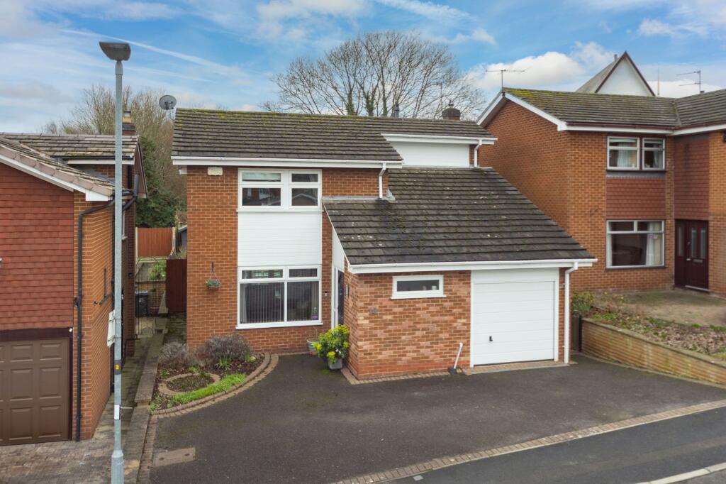 4-bed detached on Althorpe Drive, Loughborough, LE11, £345,000