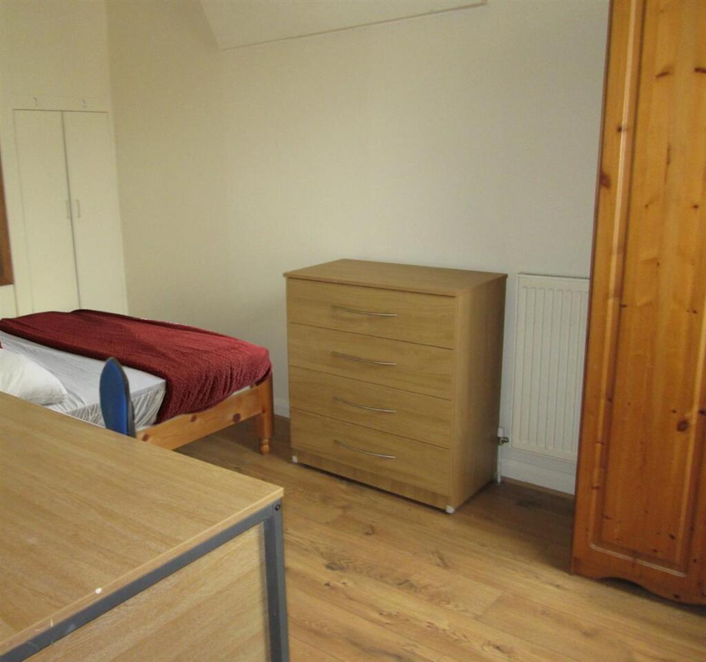 House in Birmingham - View 5