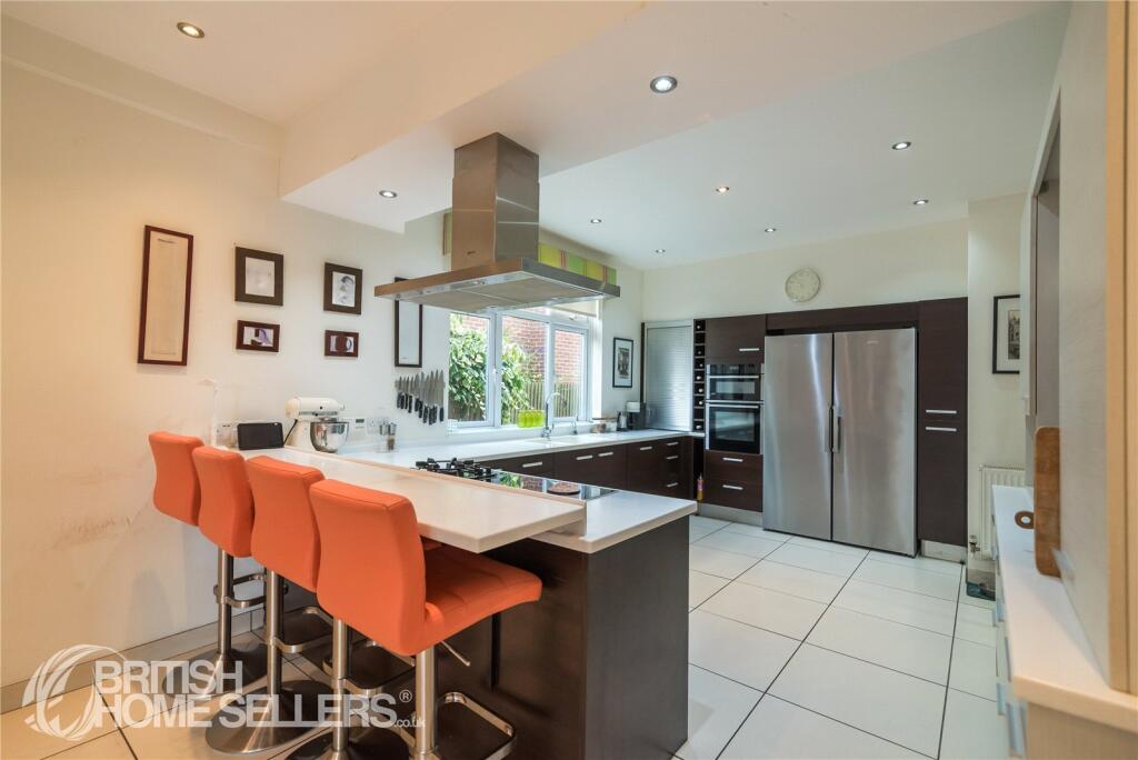 Kings Drive, Eastbourne, East Sussex, BN21 - View 2