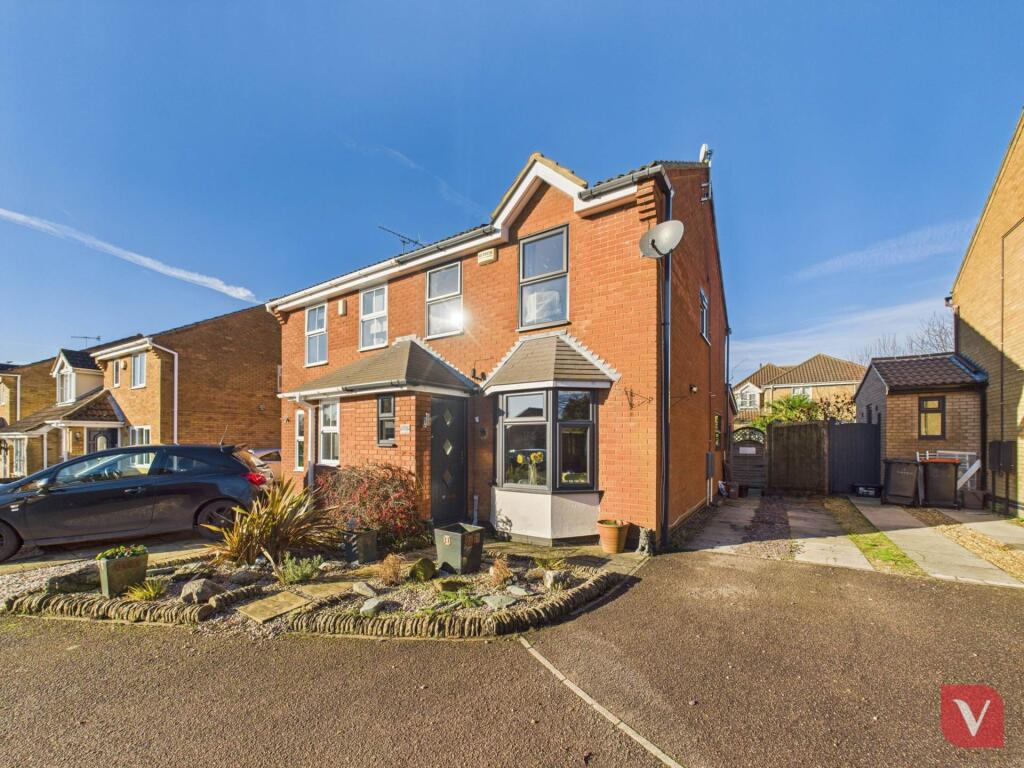 Main image of property: Troon Gardens, Luton