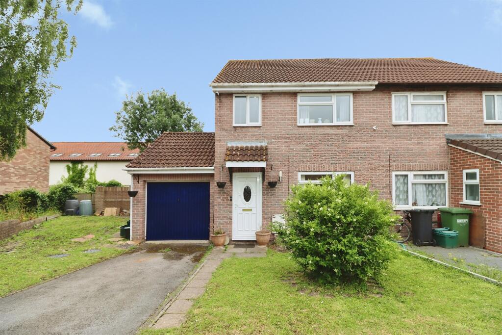 Main image of property: Apseleys Mead, Bradley Stoke, Bristol
