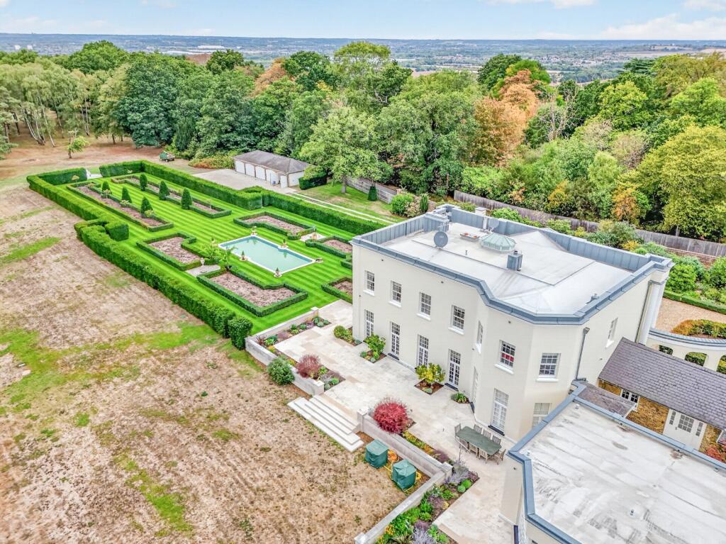 Church Road, High Beech, Loughton, Essex, IG10 - View 4
