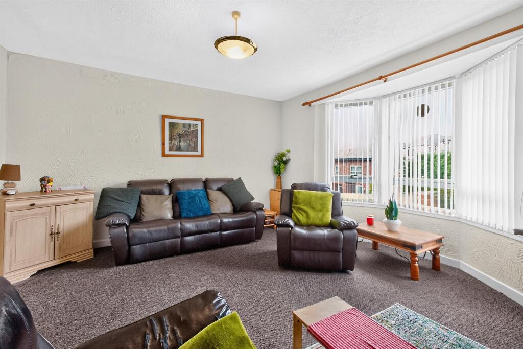 Apartment in Glasgow - View 5