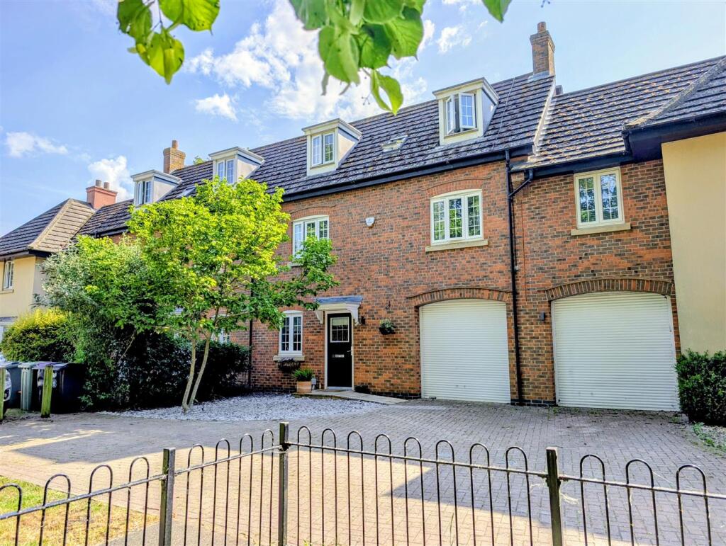 Main image of property: Gilpin Close, Bourne