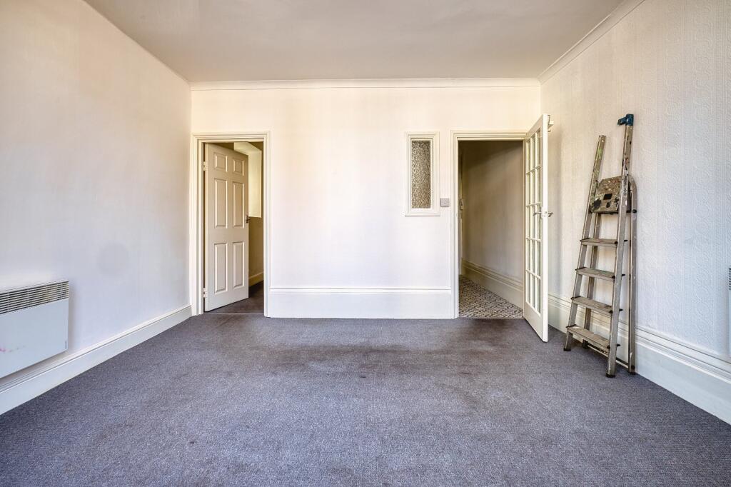 House in Canterbury - View 5