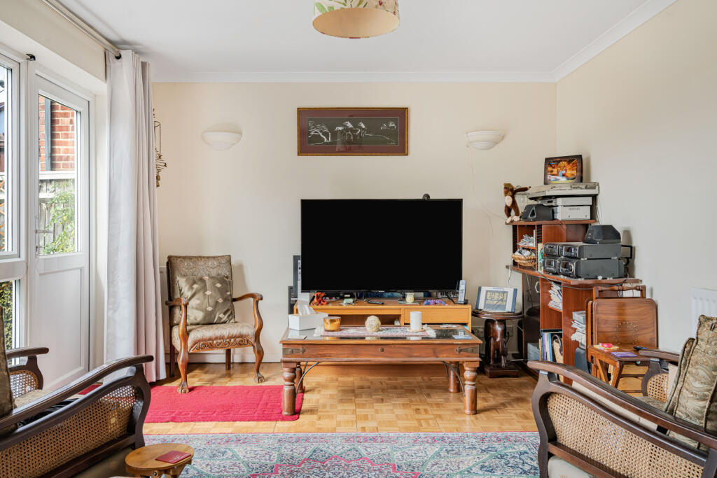 House in South Oxfordshire, Warborough - View 5
