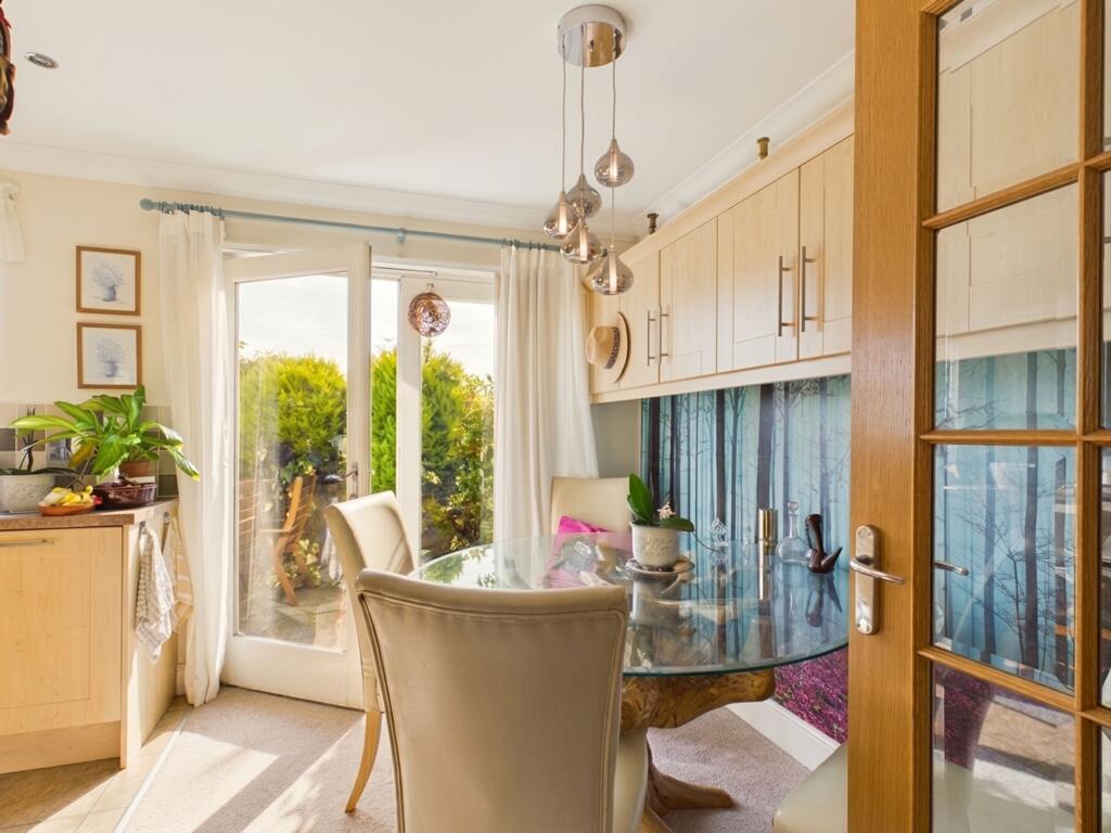 House in Grange-over-Sands, Westmorland and Furness - More