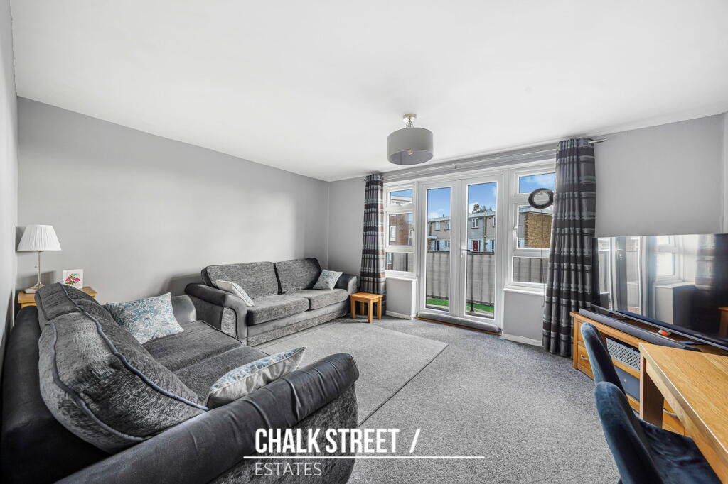 Main image of property: Victor Close, Hornchurch, RM12