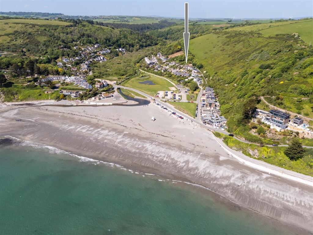 House in Plymouth - View 4