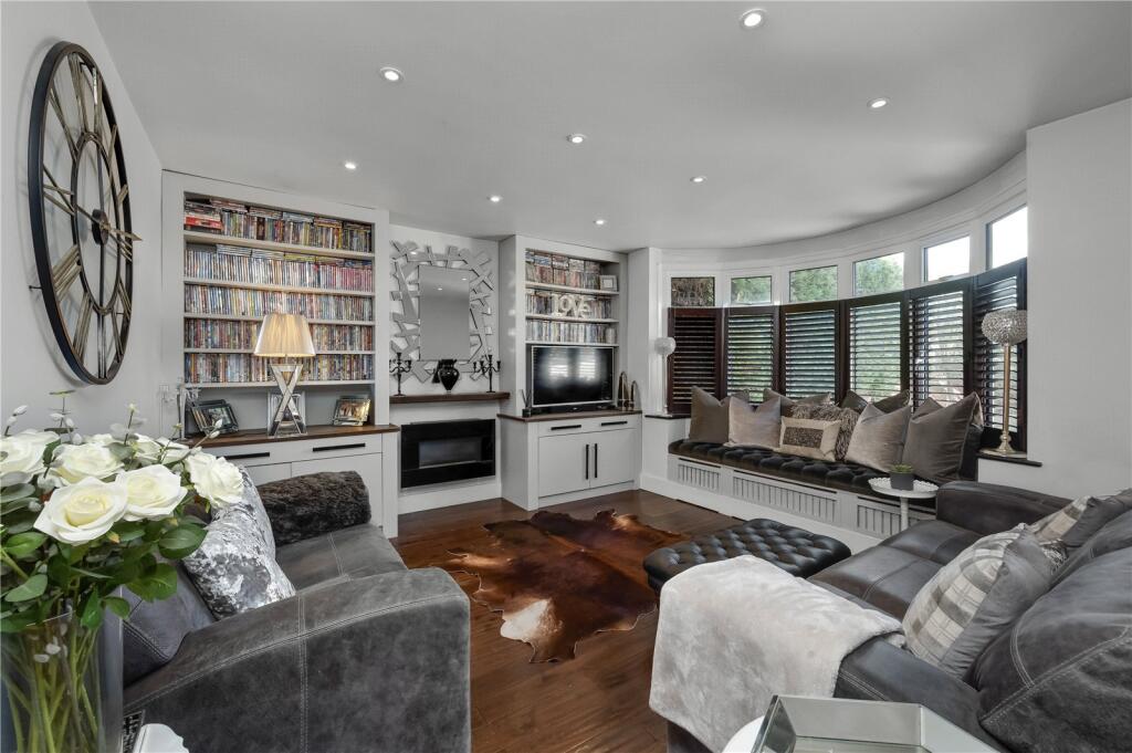 Ember Gardens, Thames Ditton, Surrey, KT7 photo 3