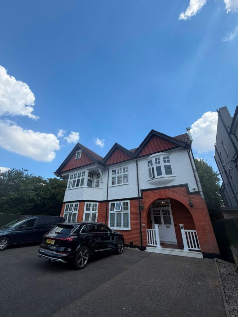 House in London - View 4