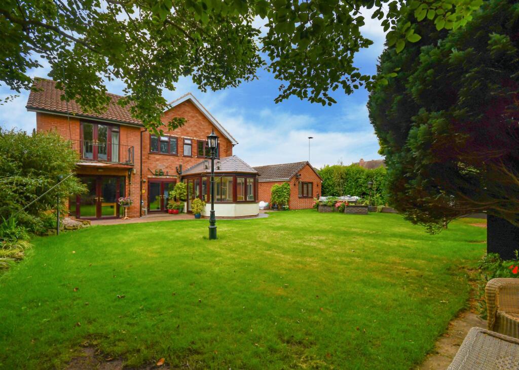House in Wolverhampton - View 3