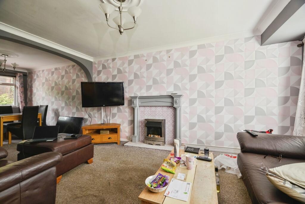 House in Stockton-on-Tees - More