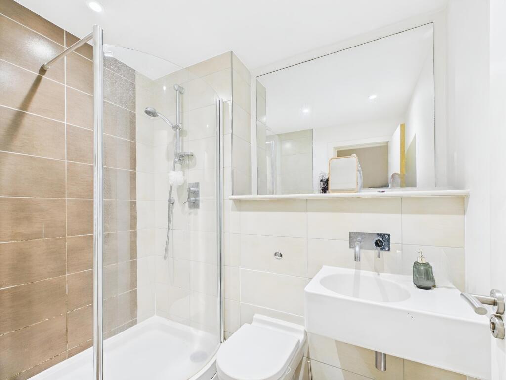 Apartment in Birmingham, Chinese Quarter, Digbeth - More