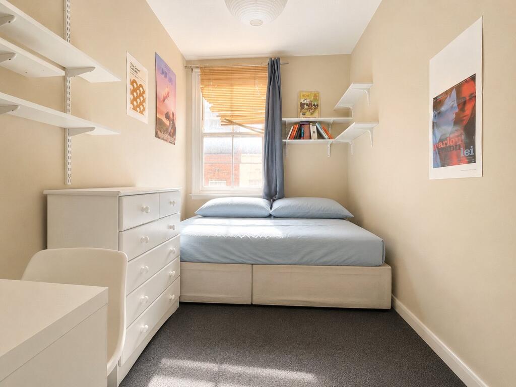 4 bedroom duplex for rent