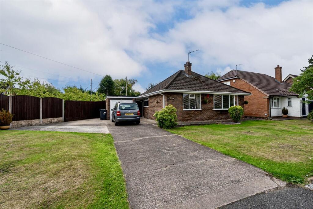 Main image of property: Linksway, Congleton