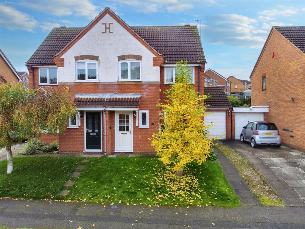Main image of property: Deer Park Drive, Arnold, Nottingham