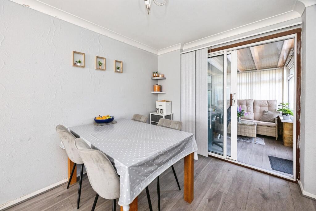 House in Tonbridge - More