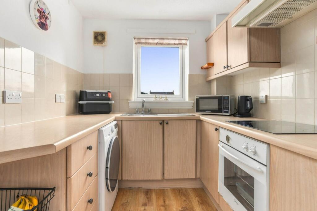 Apartment in Kirkcaldy - More