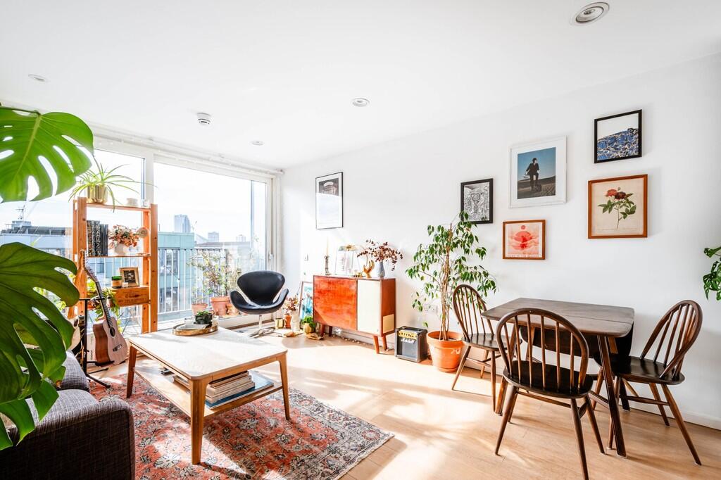 Main image of property: Hertford Road, N1