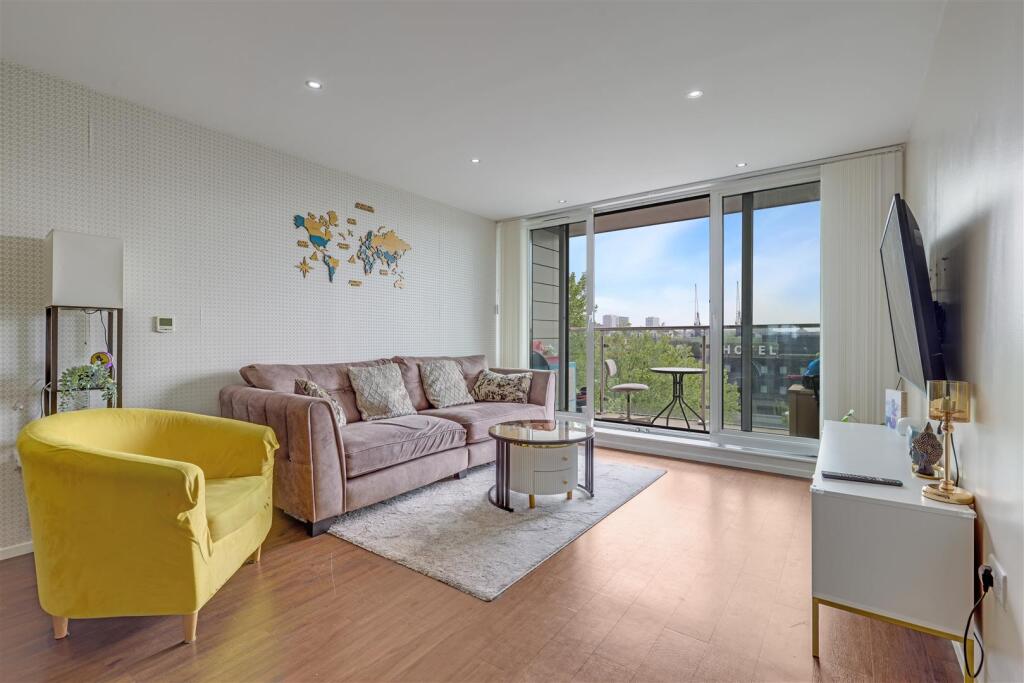 Main image of property: The Oxygen, Royal Victoria Dock, E16