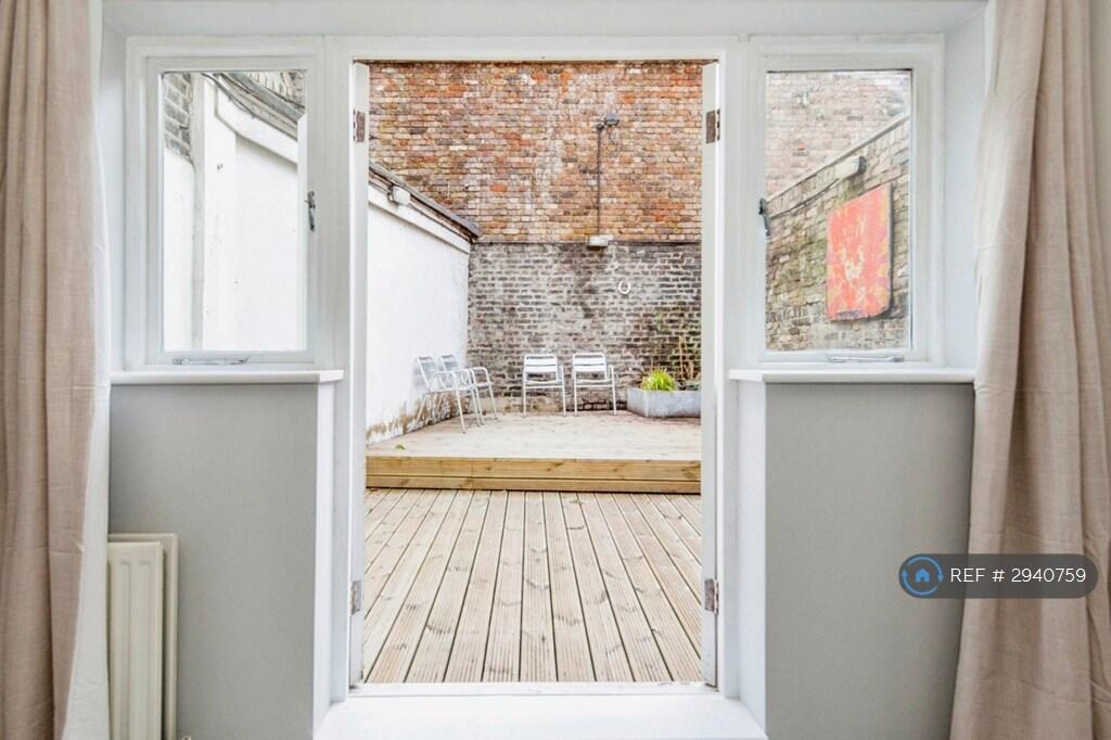 Apartment in London, Myatt's Fields, Loughborough Junction - View 4