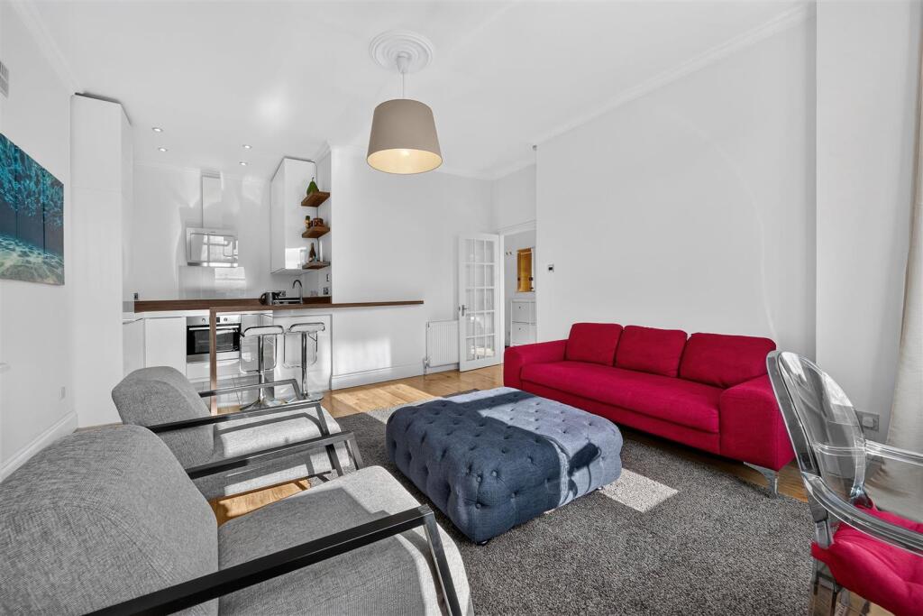 Apartment in London - View 4