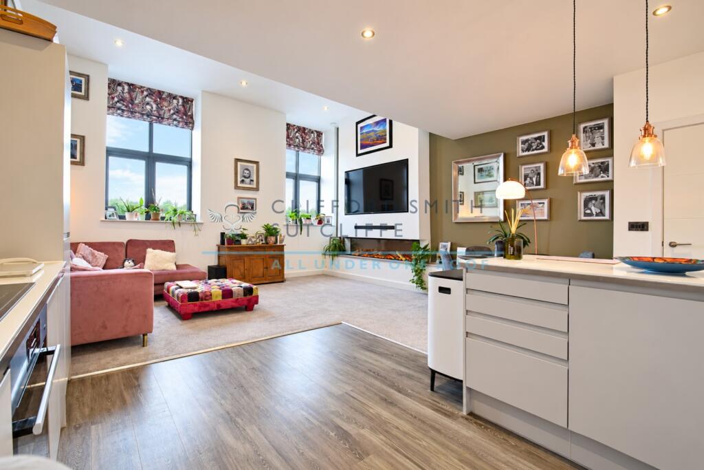 Apartment in Pendle, Brierfield - More