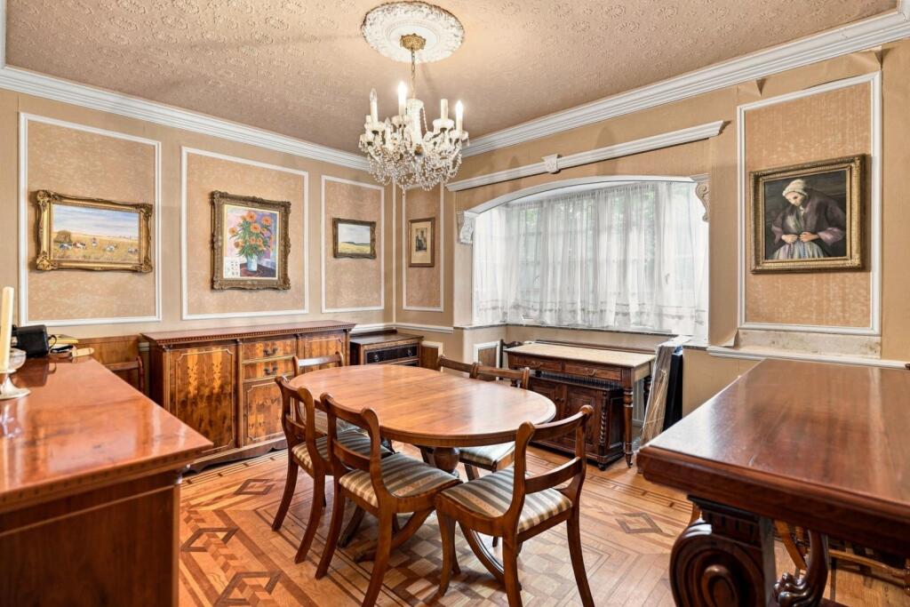 House in London - View 4
