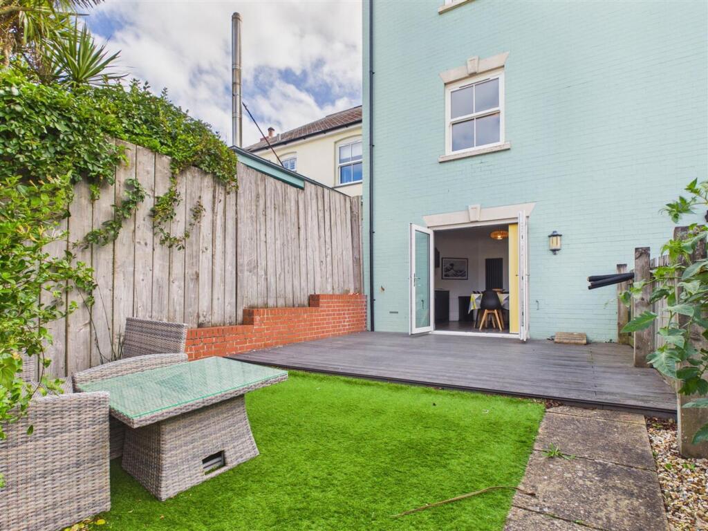 House in Truro - View 5
