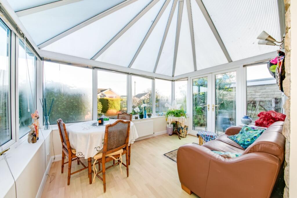 Helston Grove, Honley, Holmfirth, West Yorkshire, HD9 photo 2