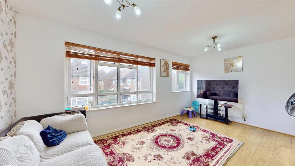 Nash Road, Chadwell Heath, RM6 photo 4