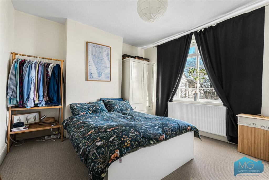 Apartment in London - View 6