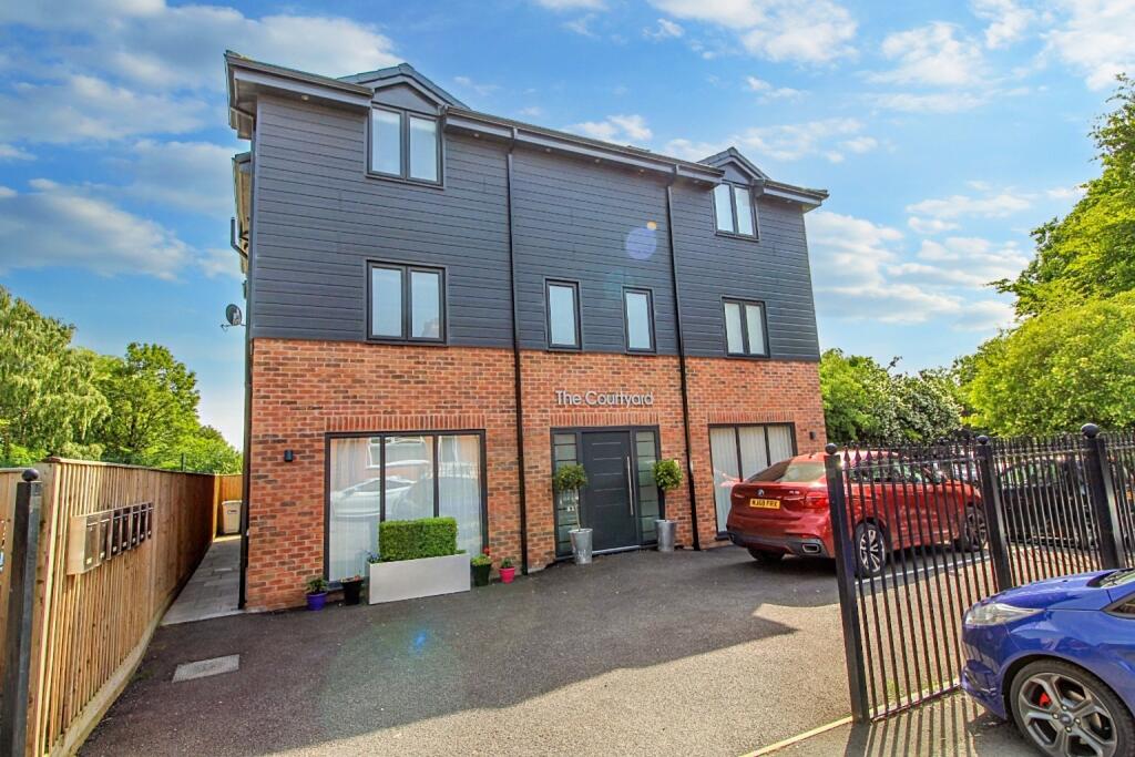 2-bed flat on The Courtyard, 34a Park Lane, Poynton, Stockport, Cheshire, SK12 1RE, £229,500
