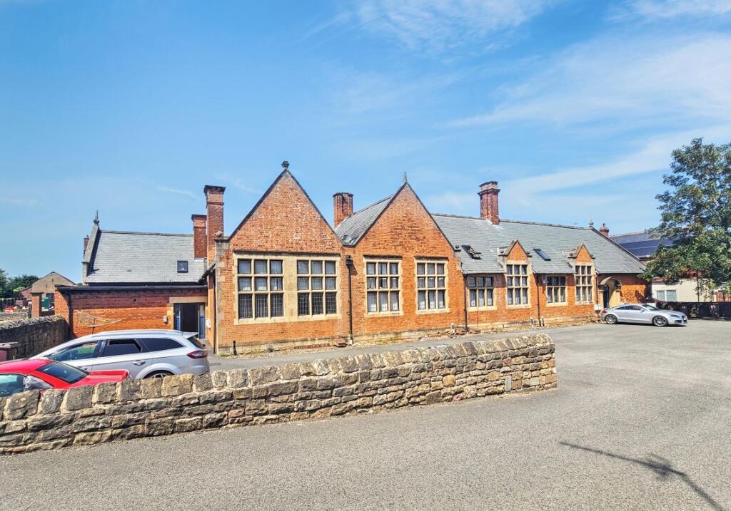Main image of property: 7 Old School Lane, Creswell, Worksop, Nottinghamshire, S80 4BY