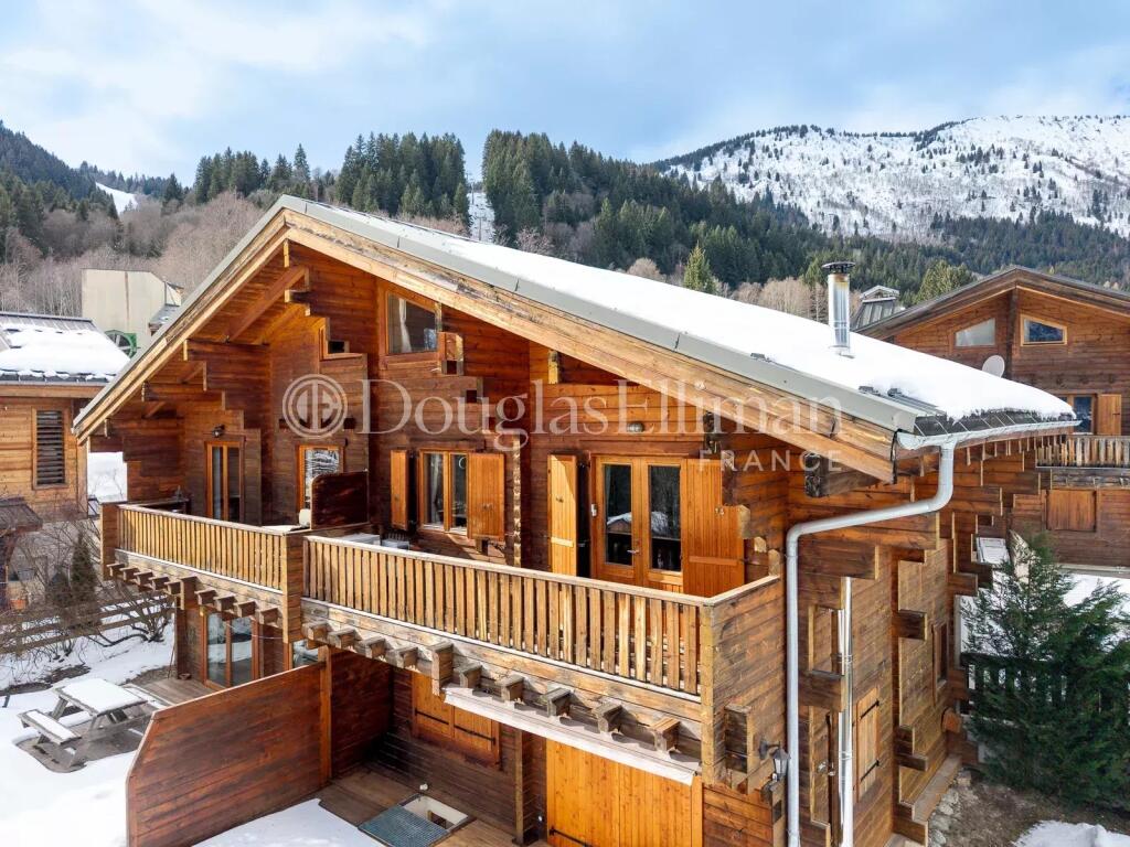 Main image of property: Rhone Alps, Haute-Savoie, Les Houches
