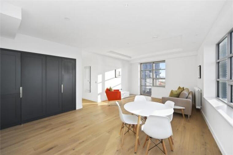 Main image of property: Hope Street, London, E14