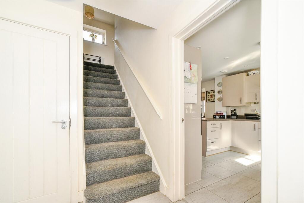 House in Vale of White Horse, Watchfield - View 4