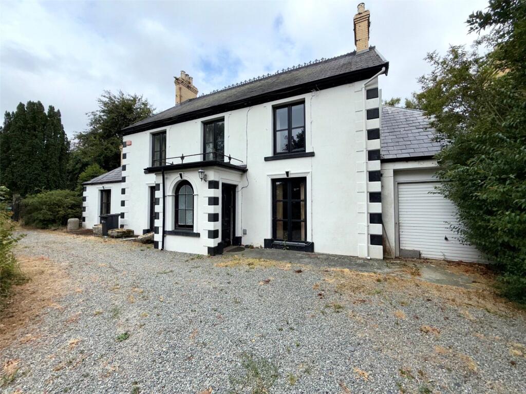 Main image of property: Dwyran, Llanfairpwllgwyngyll, Isle of Anglesey, LL61