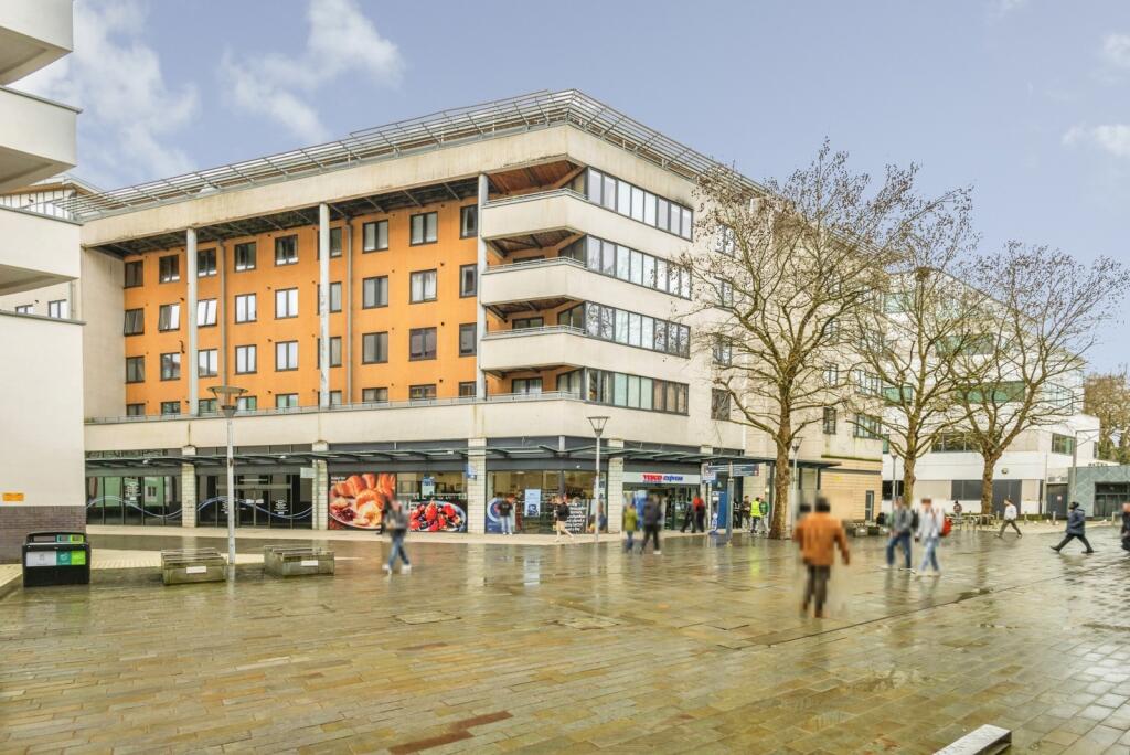 Main image of property: Cathedral Walk, Bristol, BS1